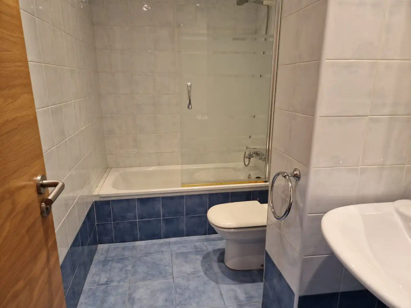 Baño de Dúplex en venta en Torrelavega  con Aire acondicionado y Calefacción