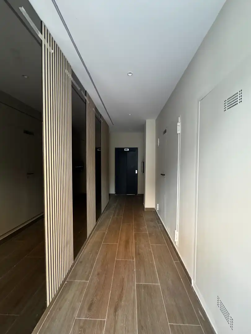 Wohnung zur Miete in Maracena mit Klimaanlage, Parkett und Möbliert