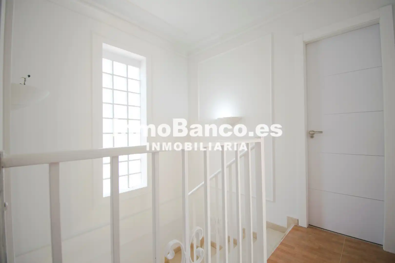 Casa o chalet en venta en Chiva con Jardín privado, Terraza y Trastero