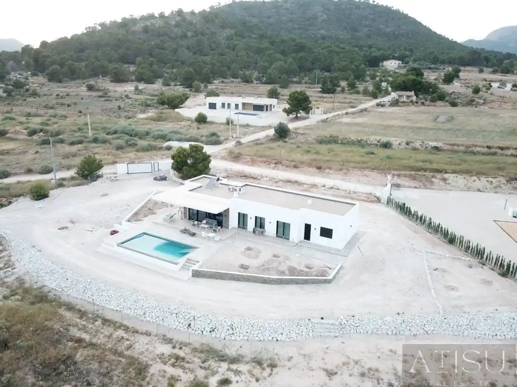 Villa con piscina in vendita a El Pinós / Pinoso, imagen 7