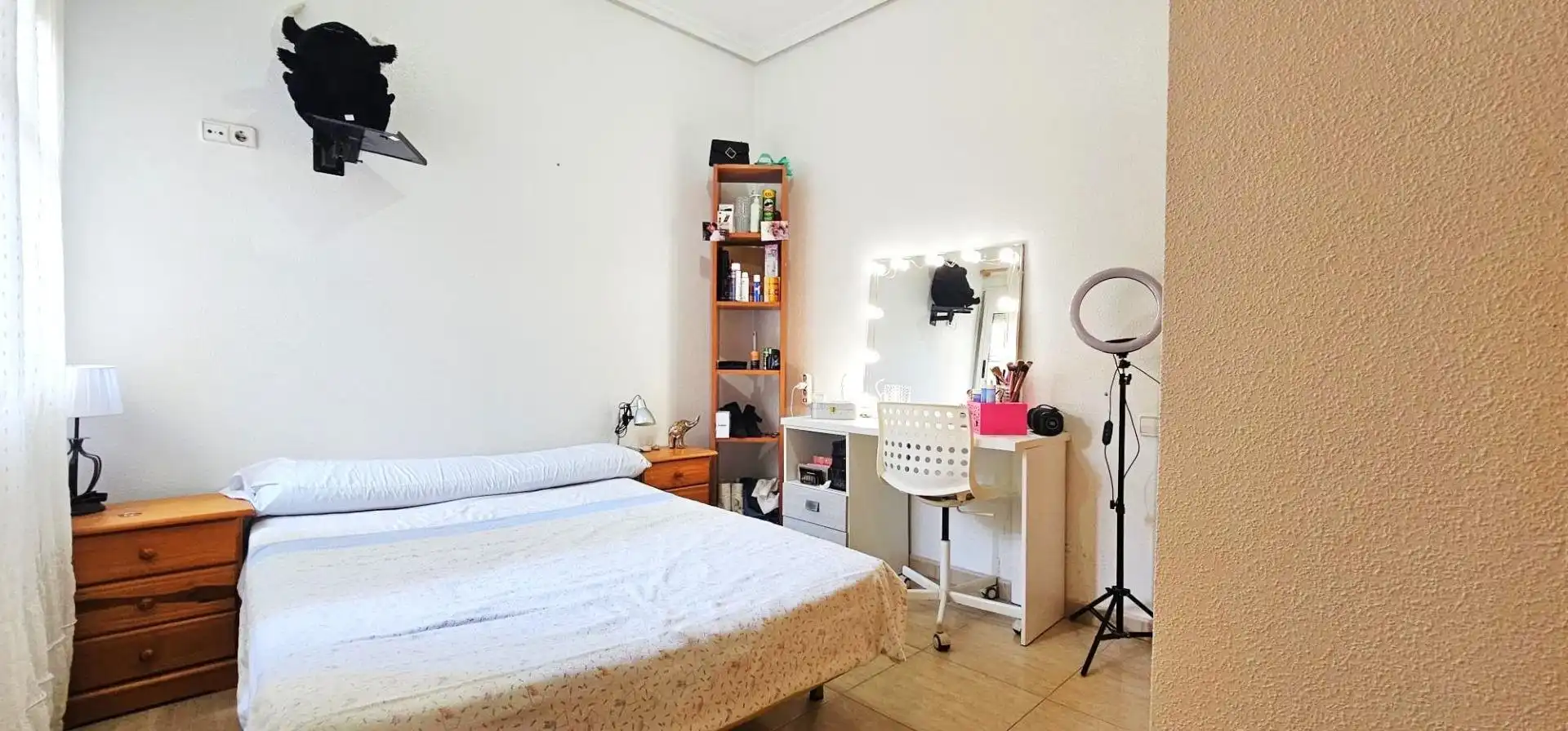 Habitación de Finca rústica en venta en San Pedro del Pinatar con Aire acondicionado, Terraza y Amueblado