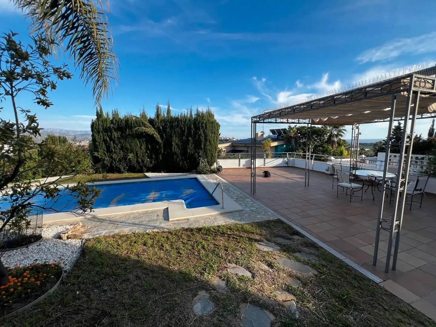 Jardín de Casa o chalet en venta en Vélez-Málaga con Aire acondicionado, Jardín privado y Piscina