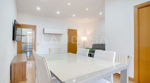 Foto 2 von Wohnung zum Verkauf in Calle Corsega, El Camp de l'Arpa del Clot, Barcelona Capital