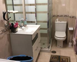 Bathroom of Flat to rent in Santiago de Compostela   with Furnished