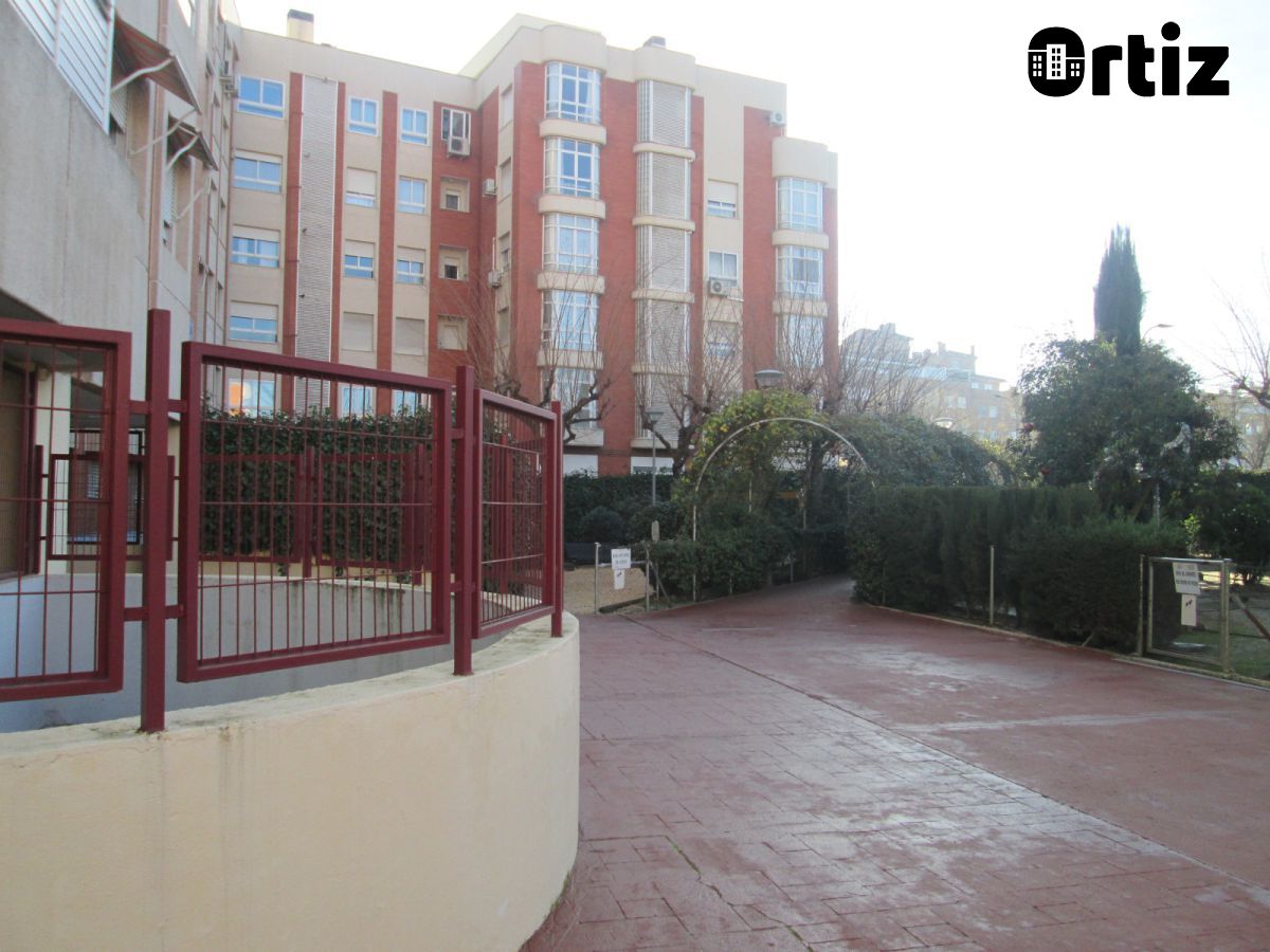 Vista exterior de Traster en venda en Torrejón de Ardoz