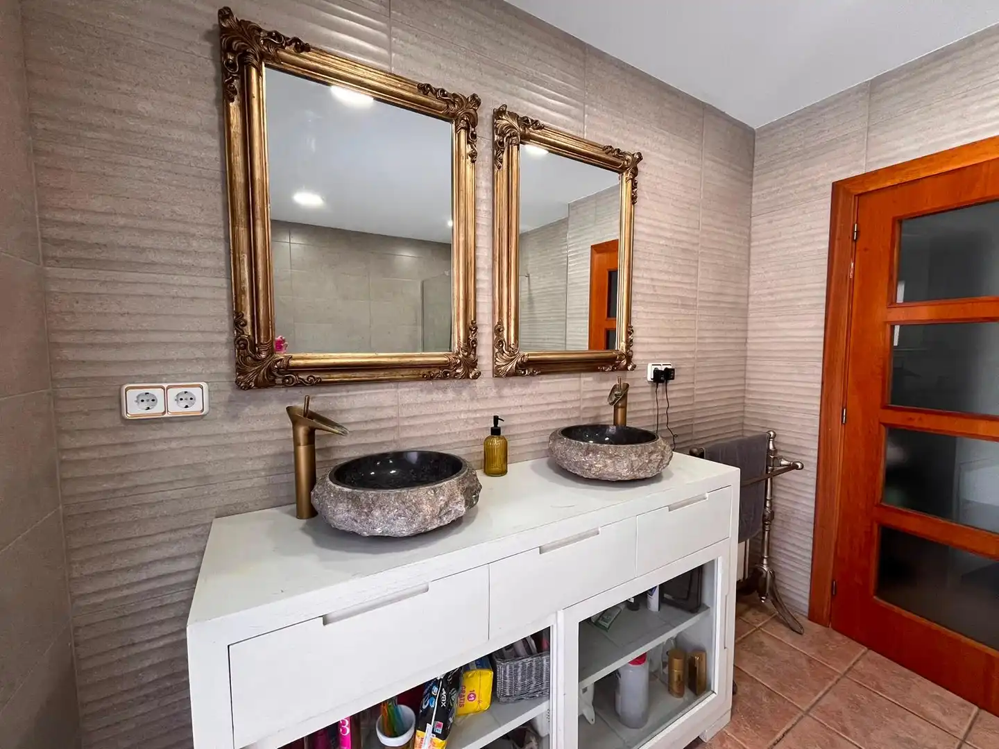 Baño de Casa adosada en venta en Malgrat de Mar con Calefacción, Jardín privado y Terraza
