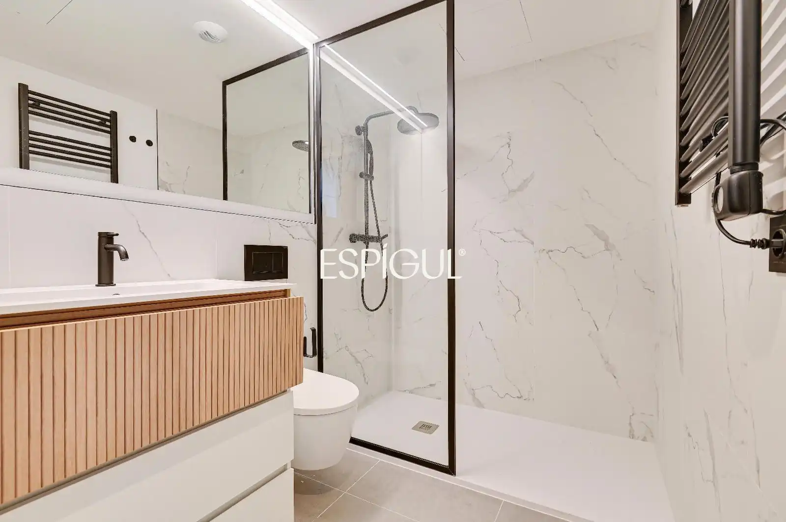 Bathroom of Flat for rent in Cerdanyola del Vallès  with Air Conditioner, Heating and Terrace