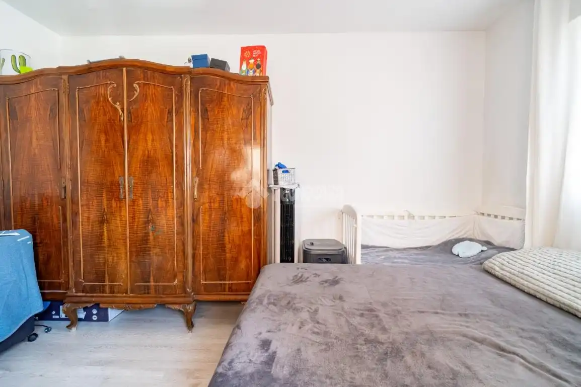Habitación de Piso en venta en Granada