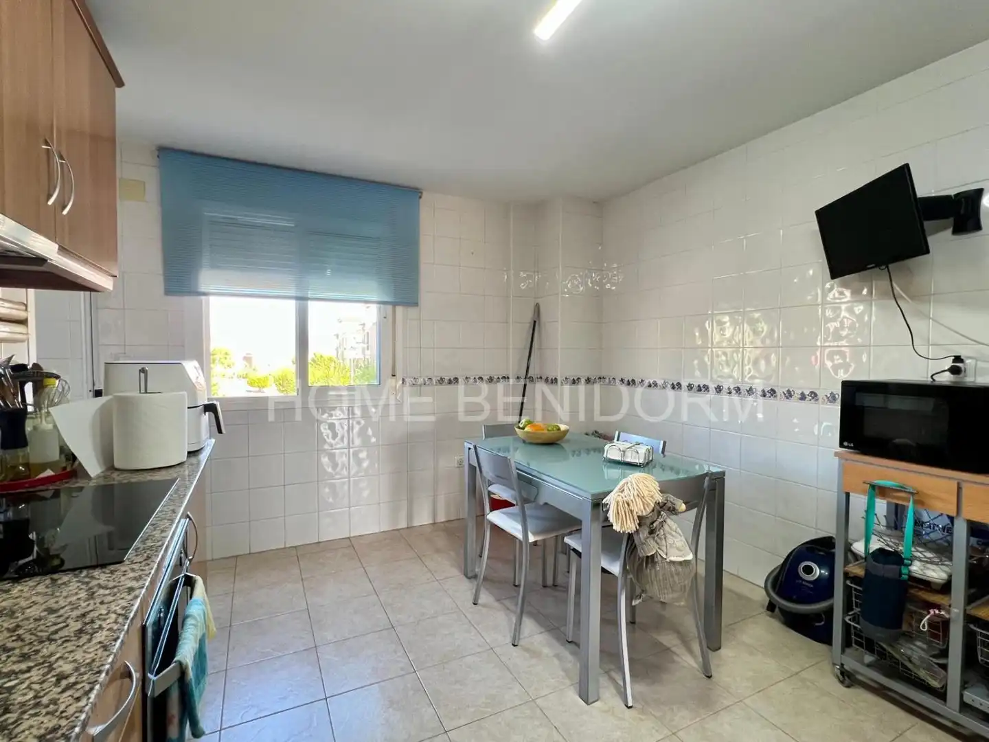 Cocina de Piso en venta en La Nucia con Terraza, Trastero y Piscina comunitaria