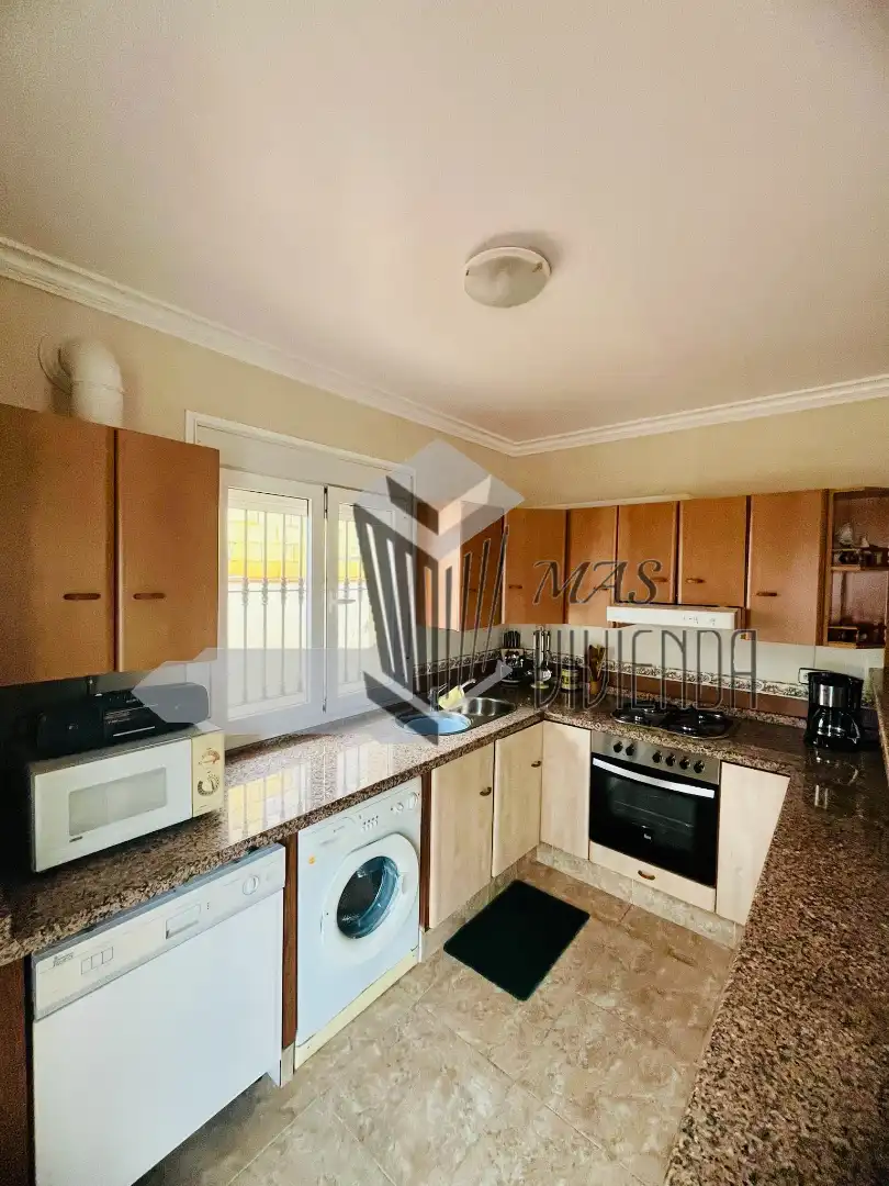 Kitchen of Houses for sale in Algeciras  with Furnished
