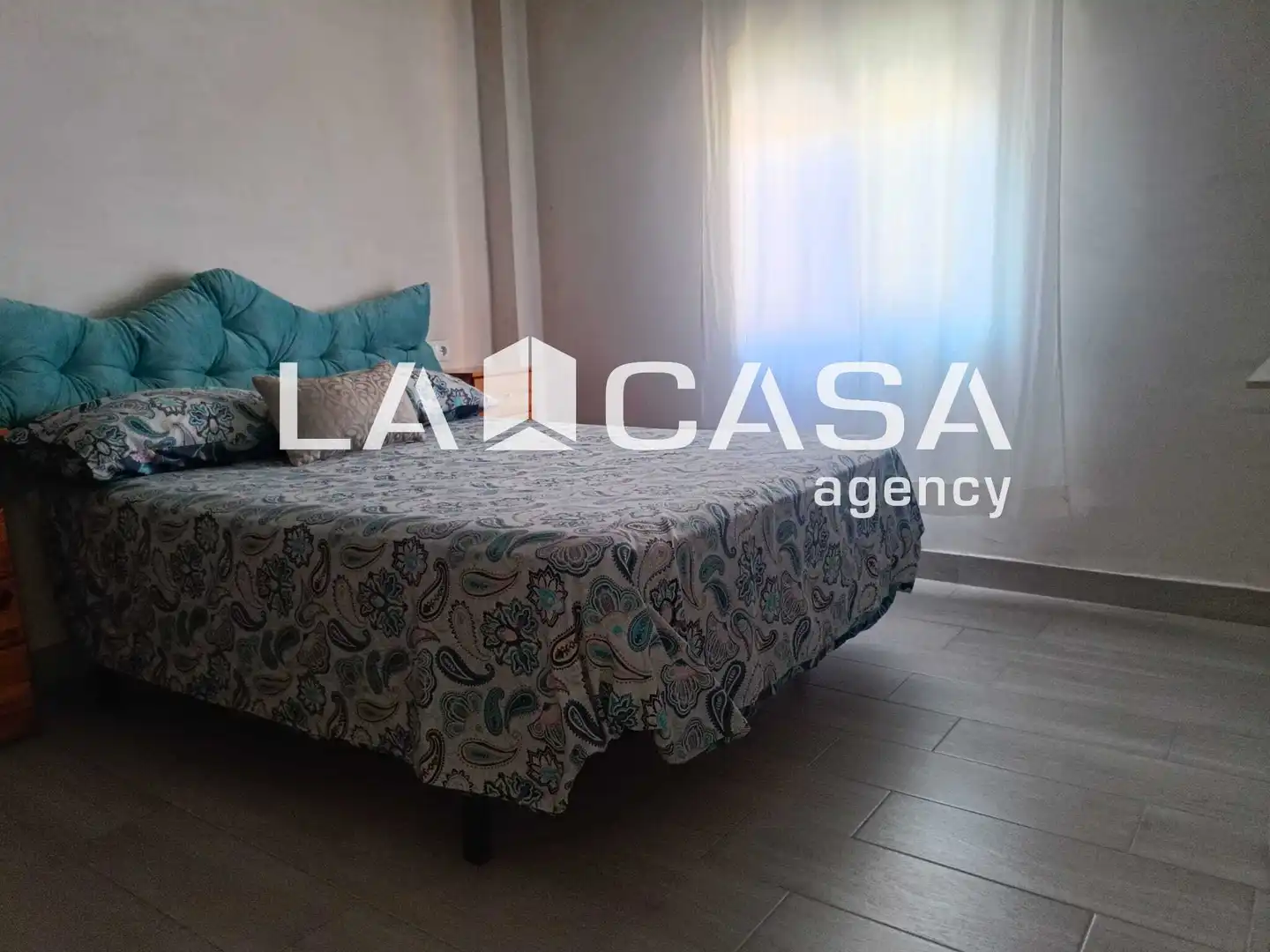 Dormitori de Casa o xalet en venda en Algeciras amb Terrassa