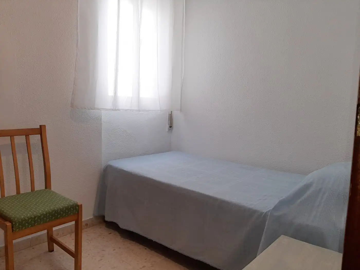 Habitación de Piso de alquiler en Sevilla con Aire acondicionado y Balcón