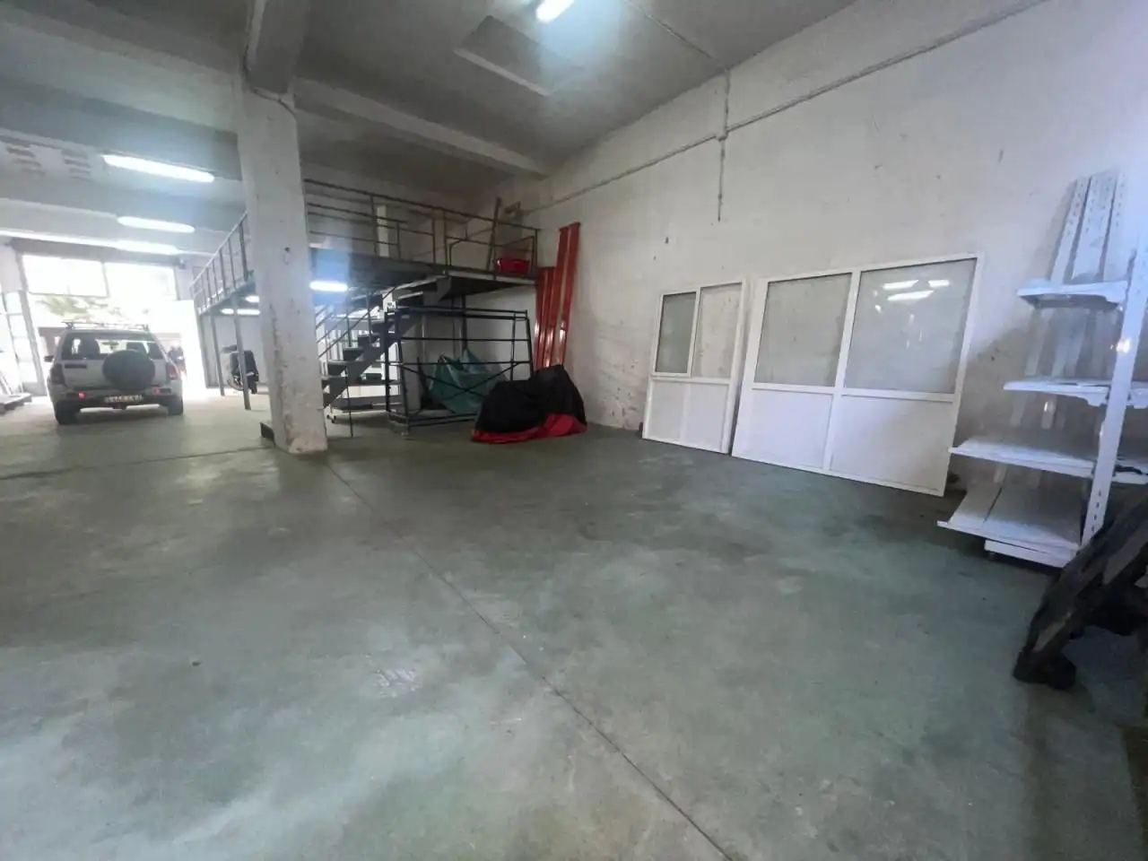 Commercial properties for sale in Avenida Avenida de portugal, 123, A Carballeira