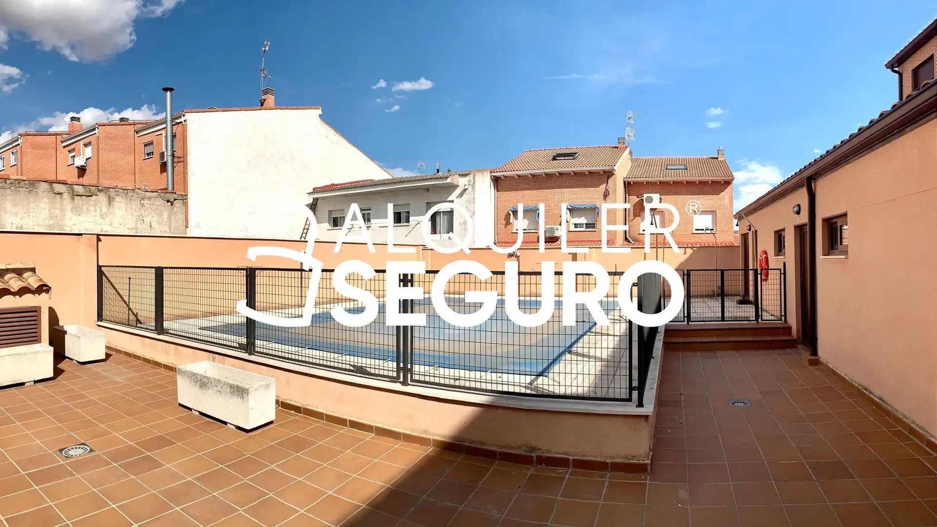 Piscina de Pis de lloguer en Camarma de Esteruelas amb Calefacció i Piscina