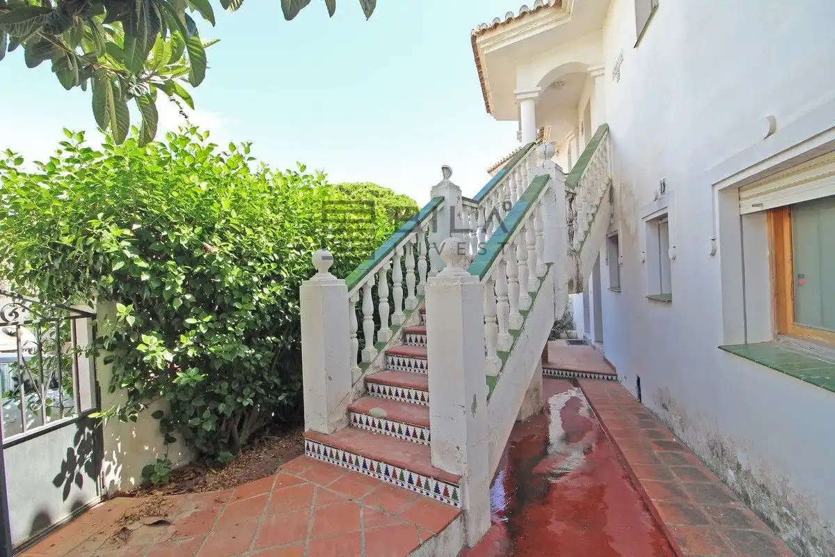 Chalet con piscina en venta en Calahonda, imagen 4