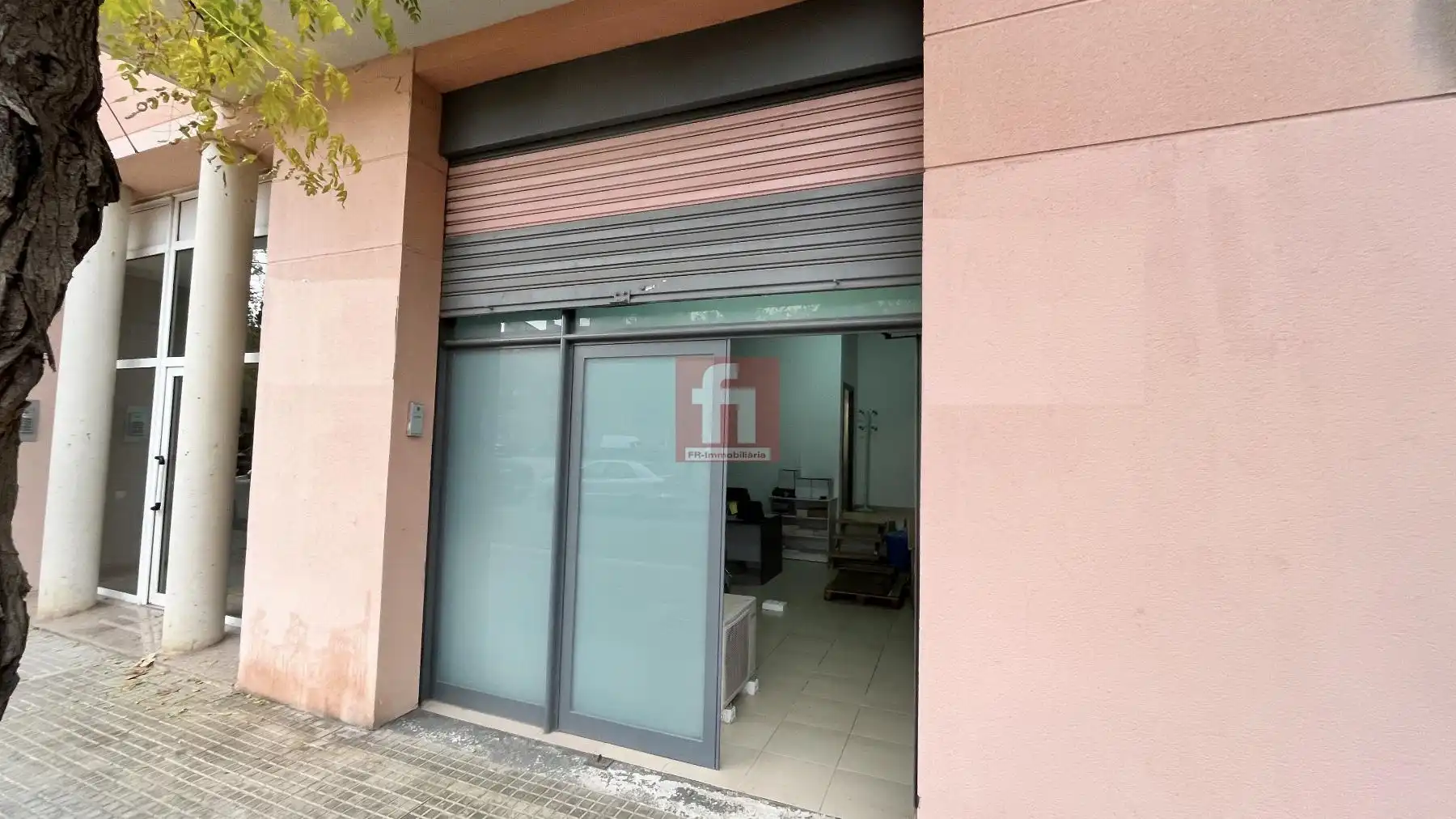 Business premises for sale in Avda. Generalitat, imagen 2