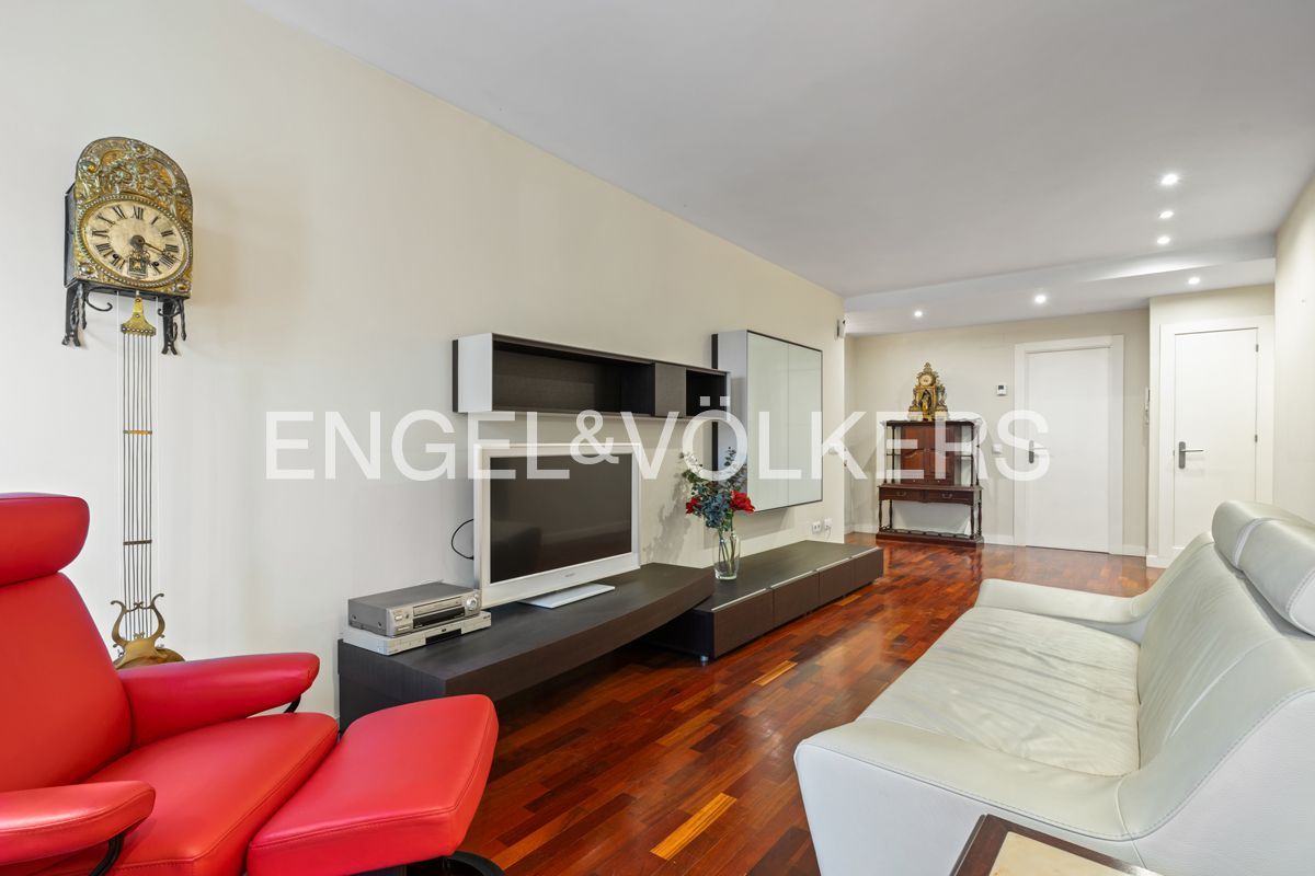 Sala d'estar de Apartament en venda en Gijón  amb Calefacció i Terrassa