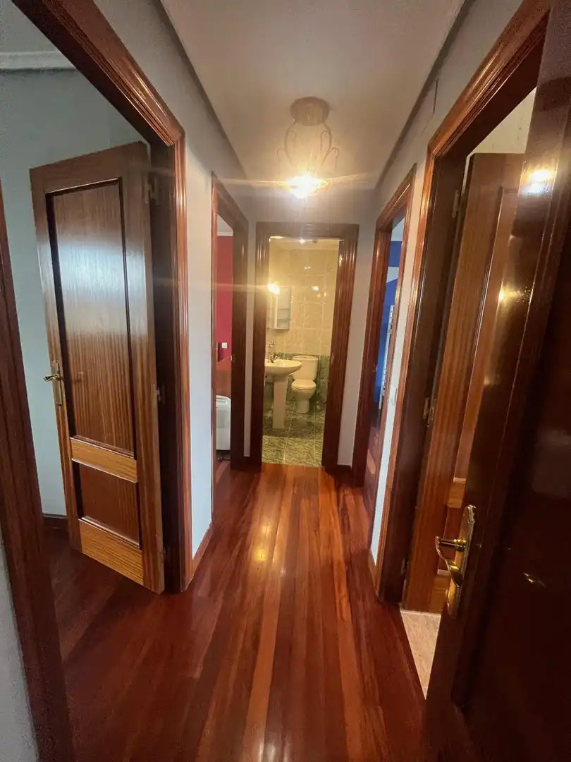 Wohnung zum Verkauf in Bárcena de Cicero mit Heizung, Terrasse und Möbliert
