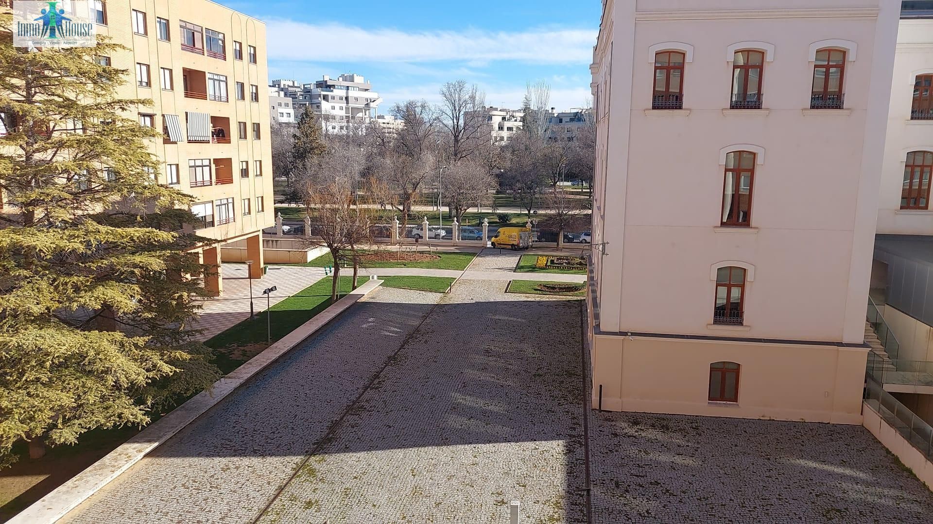 Exterior view of Flat for sale in  Albacete Capital  with Heating, Storage room and Furnished