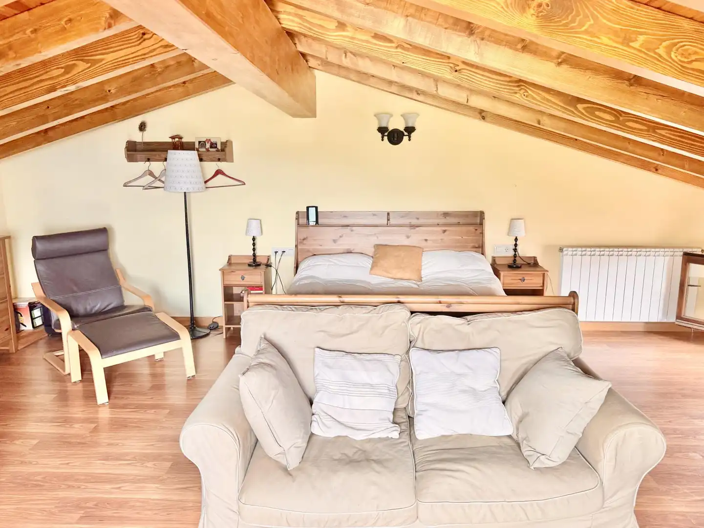 Habitación de Casa o chalet en venta en Castellar de n'Hug con Calefacción, Terraza y Amueblado