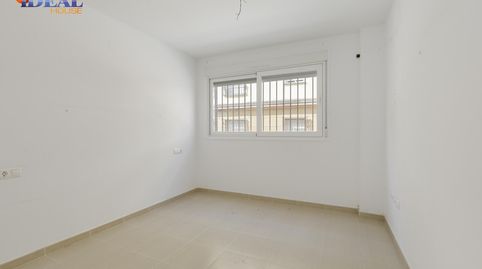 Foto 5 de Piso en venta en Calle Periodista Mesa León, Pinos Puente, Granada