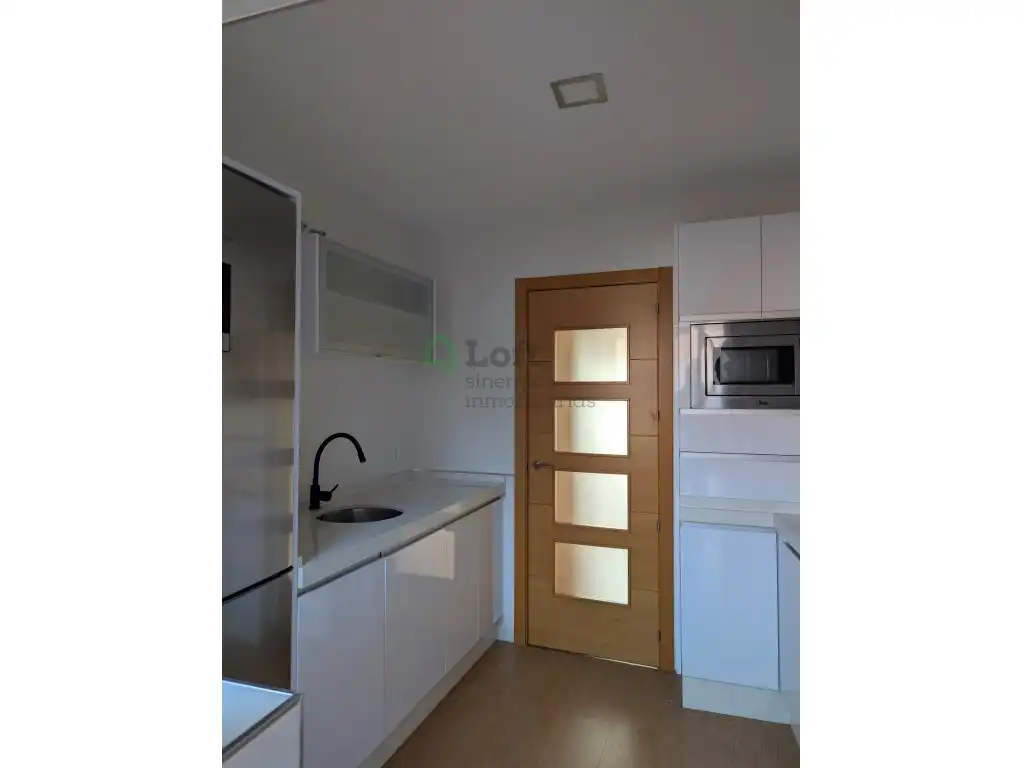 Kitchen of Attic for rent in Badajoz  with Air Conditioner