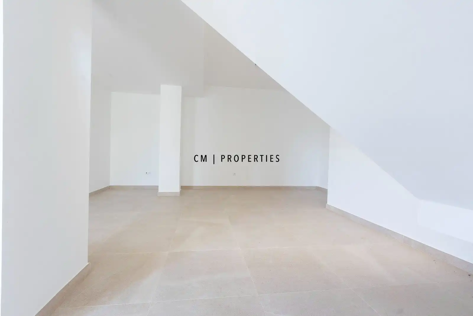 Casa adosada en venta en Chiva con Aire acondicionado, Calefacción y Jardín privado