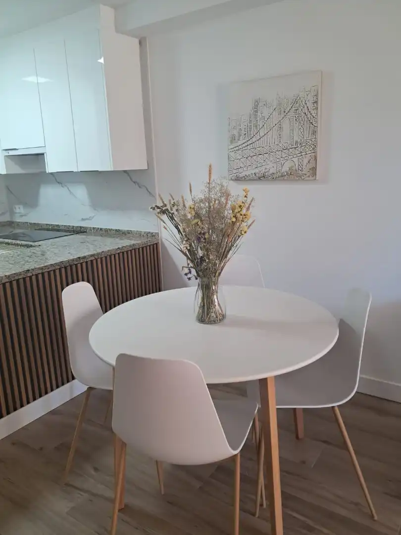 Menjador de Apartament de lloguer en Torrox amb Aire condicionat, Calefacció i Terrassa