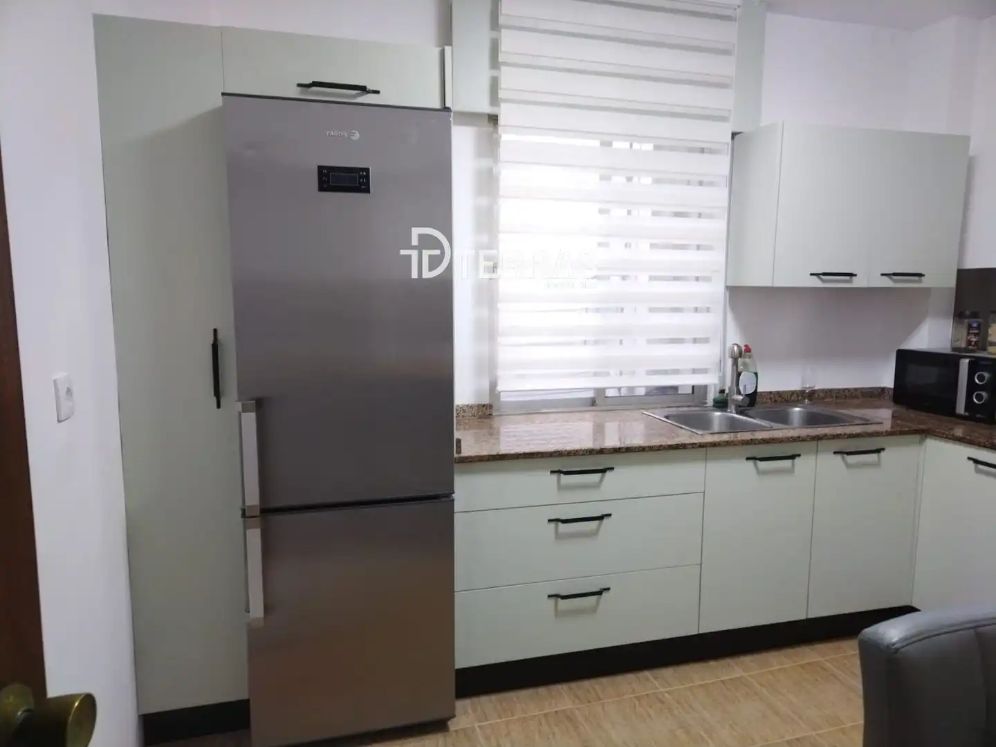 Kitchen of Flat for sale in Vilanova de Arousa  with Heating and Furnished