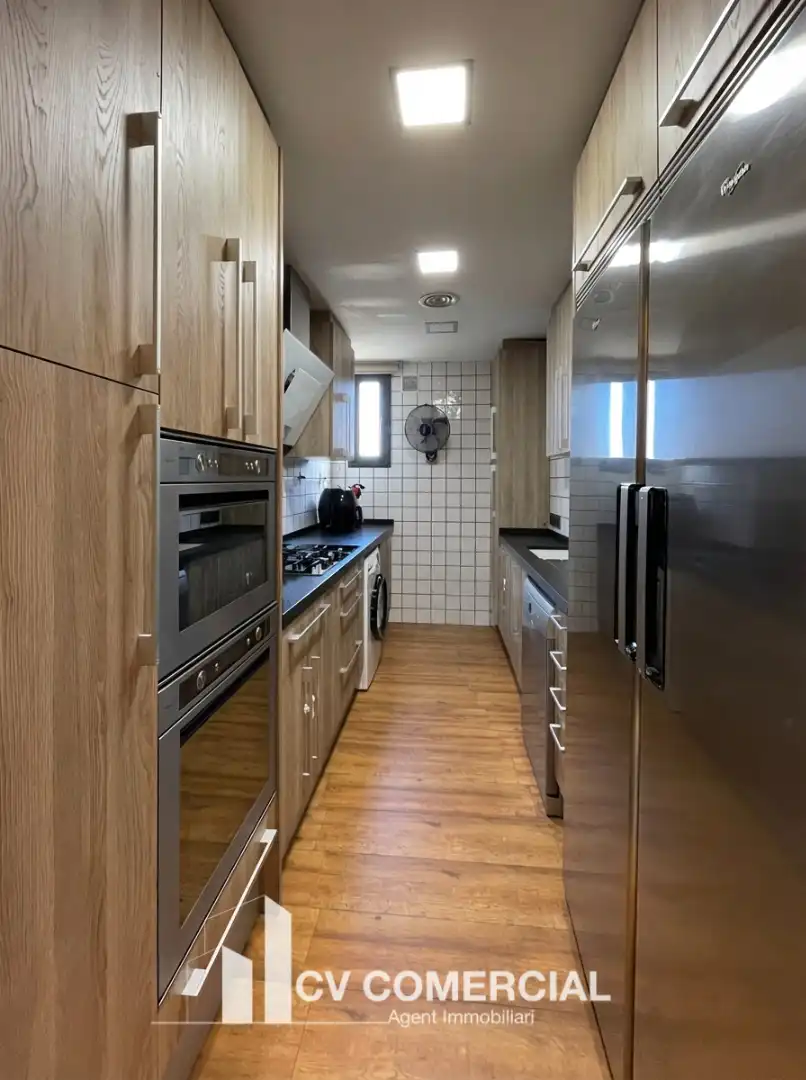 Kitchen of Flat for sale in Barcelona  with Air Conditioner, Heating and Parquet flooring