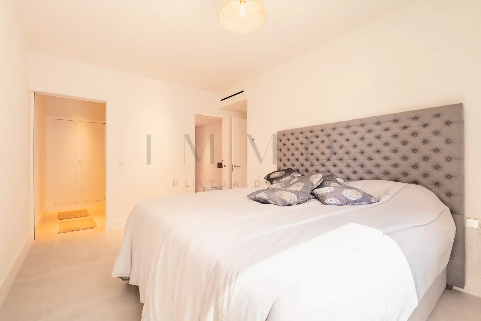 Habitación de Apartamento en venta en Castell d'Aro, Platja d'Aro i s'Agaró con Aire acondicionado, Calefacción y Horno