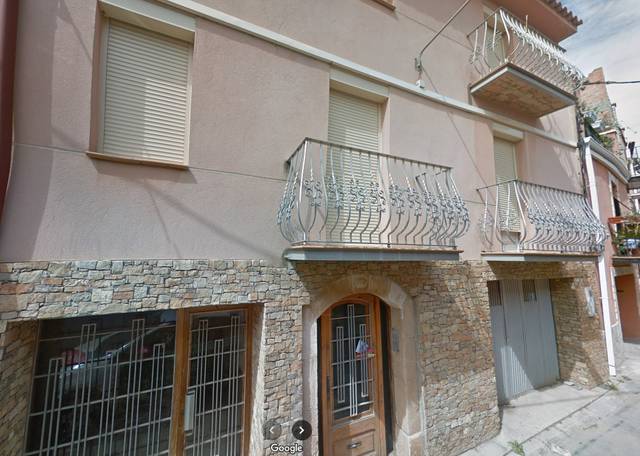 Casa-chalet en Venta en Castelló de Farfanya