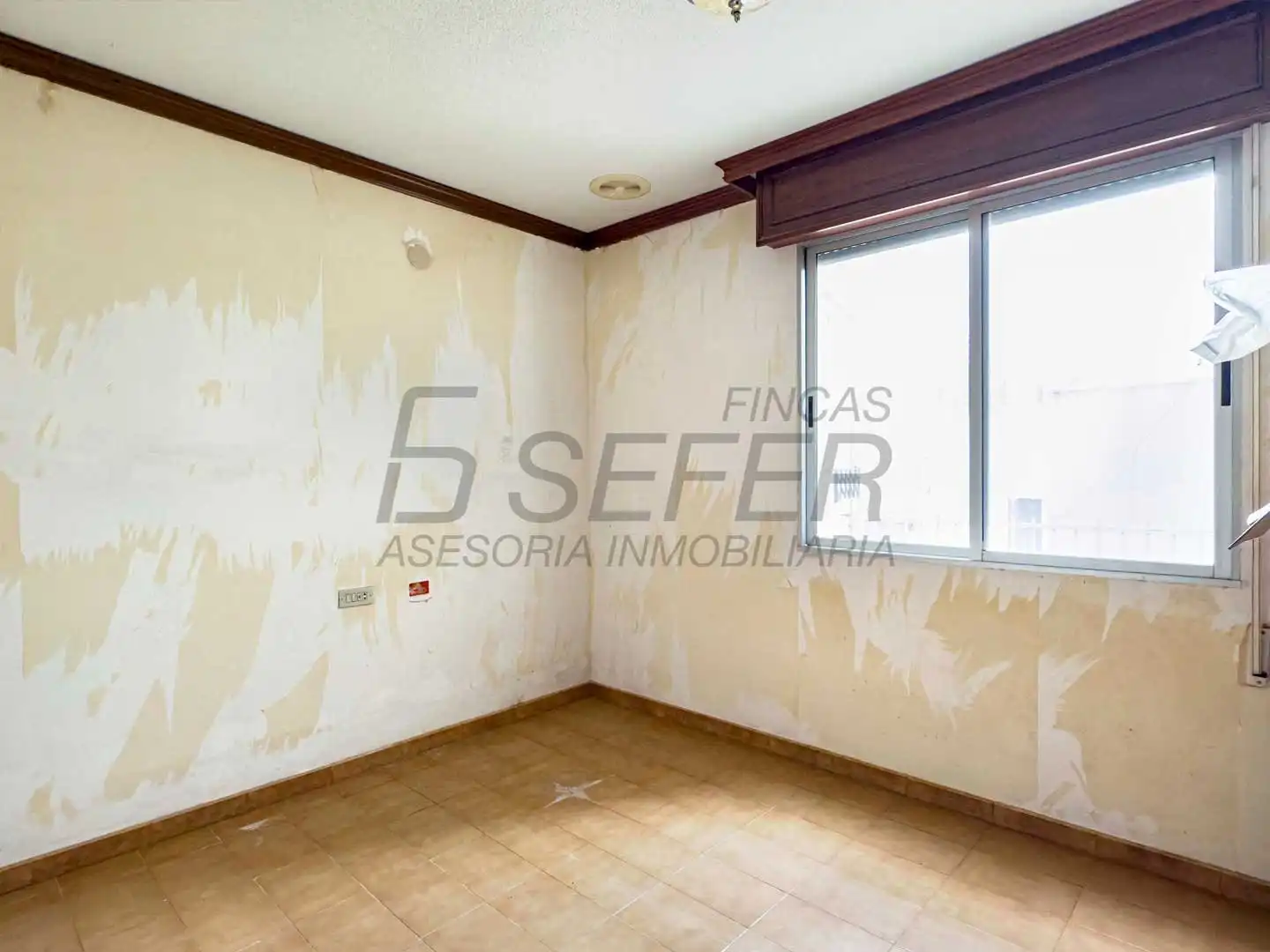 Piso en venta en Vila-real con TV y Balcón