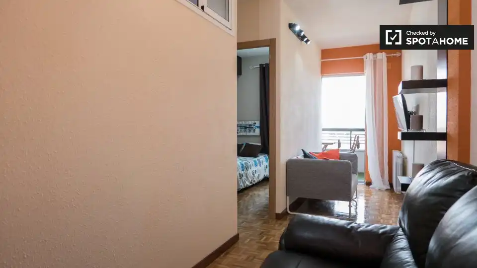 Living room of Flat for rent in Alcalá de Henares  with Air Conditioner, Heating and Furnished