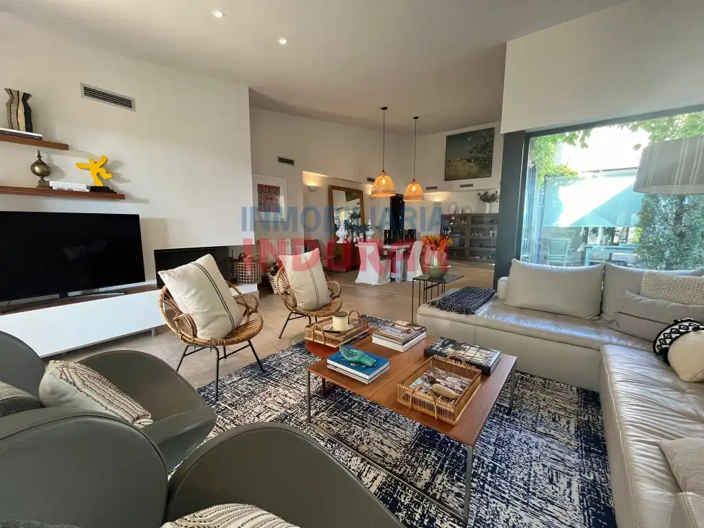 Living room of Houses for sale in El Gordo 