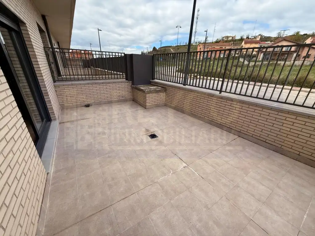 Local comercial en venta en Villamediana de Iregua