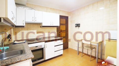 Foto 4 de Piso en venta en Carolinas Altas, Alicante / Alacant