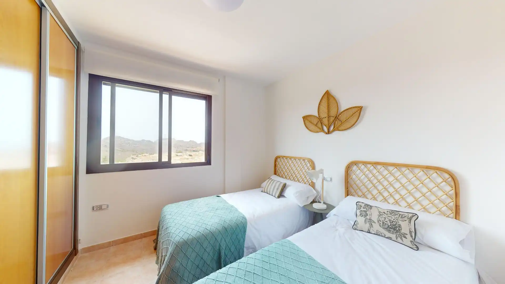 Habitación de Apartamento en venta en Águilas con Aire acondicionado, Terraza y Piscina