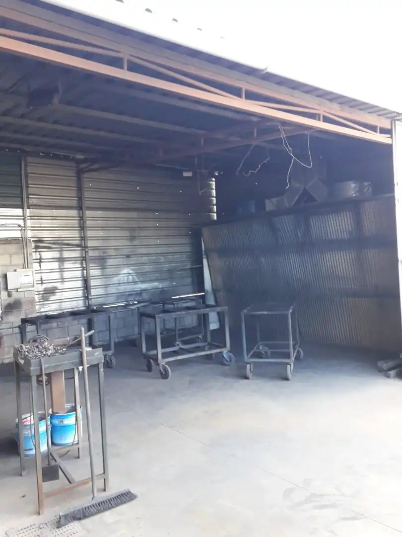 Nau industrial en venda a Zona de la Vega, imagen 4