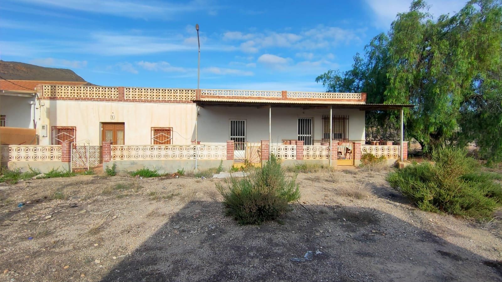 Vista exterior de Casa o xalet en venda en Pulpí