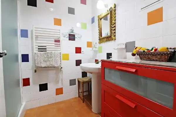 Baño de Dúplex en venta en Elche / Elx con Aire acondicionado, Calefacción y Jardín privado