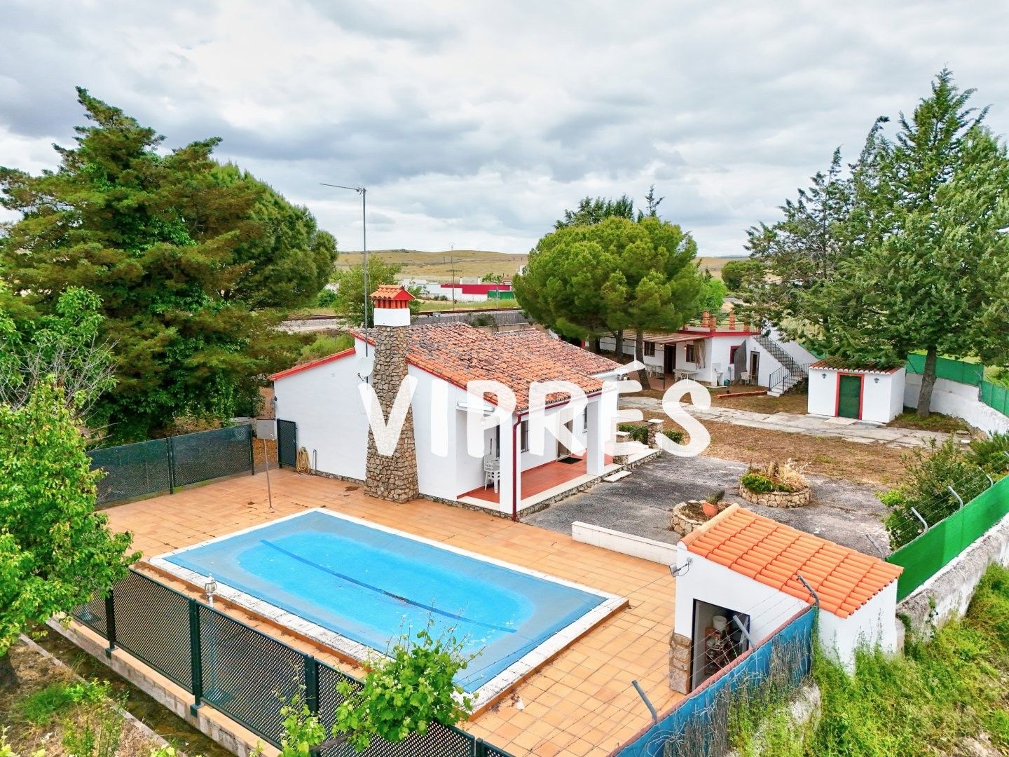 Außenansicht von Country house zum verkauf in Casar de Cáceres mit Klimaanlage, Heizung und Schwimmbad