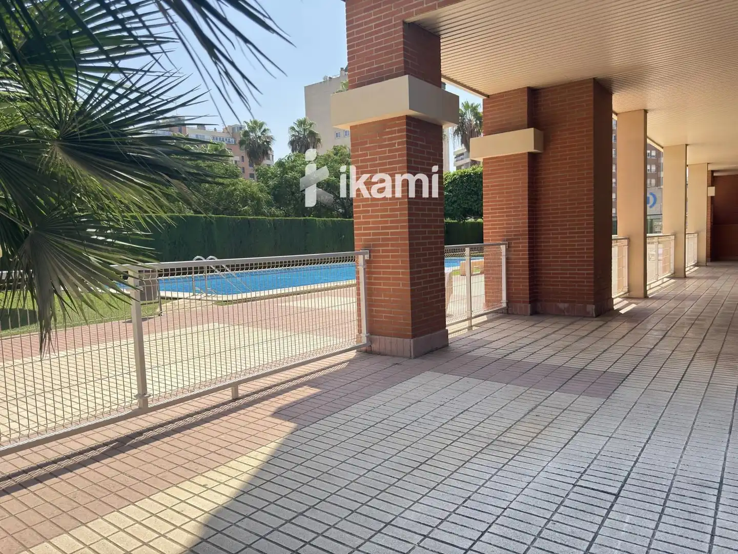 Piscina de Piso en venta en Valencia con Aire acondicionado, Terraza y Piscina