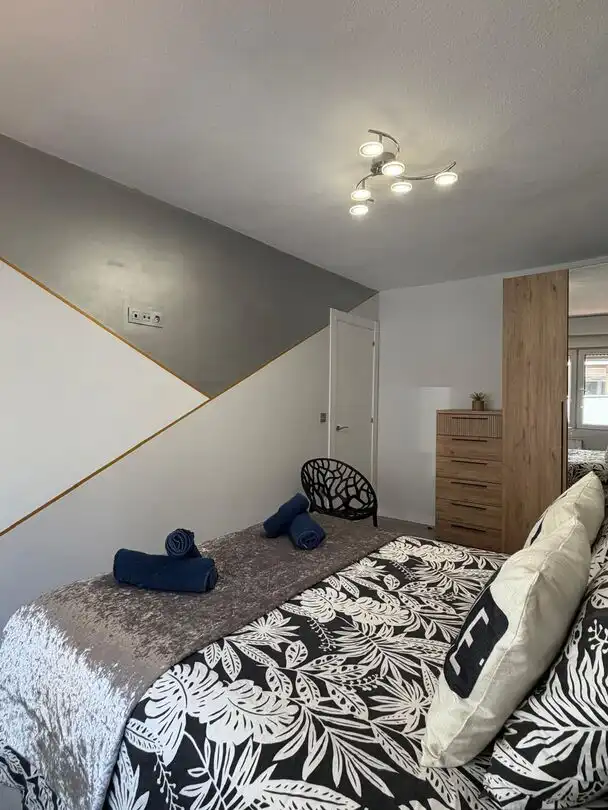 Wohnung zur Miete in Gijón  mit Heizung, Terrasse und Balkon
