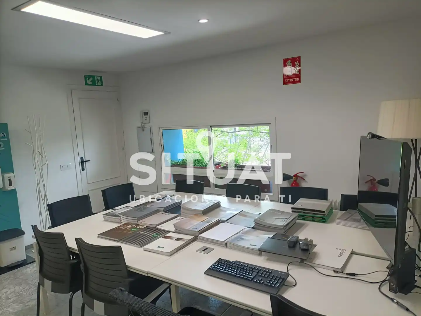 Nave industrial en venta en Sant Andreu de la Barca con Calefacción y Alarma