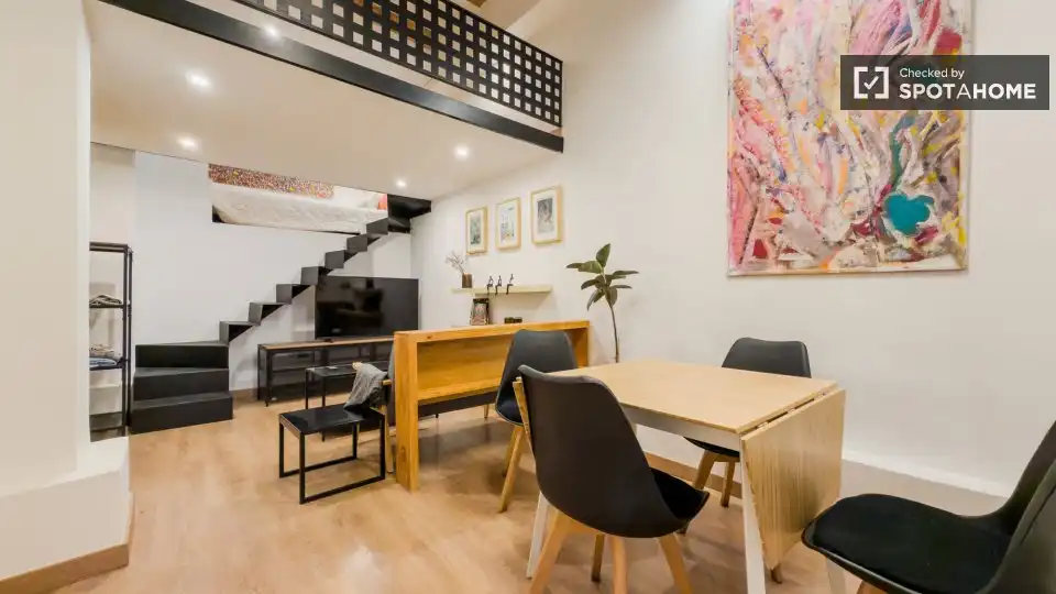 Sala de estar de Piso de alquiler en Barcelona con Aire acondicionado, Calefacción y Amueblado