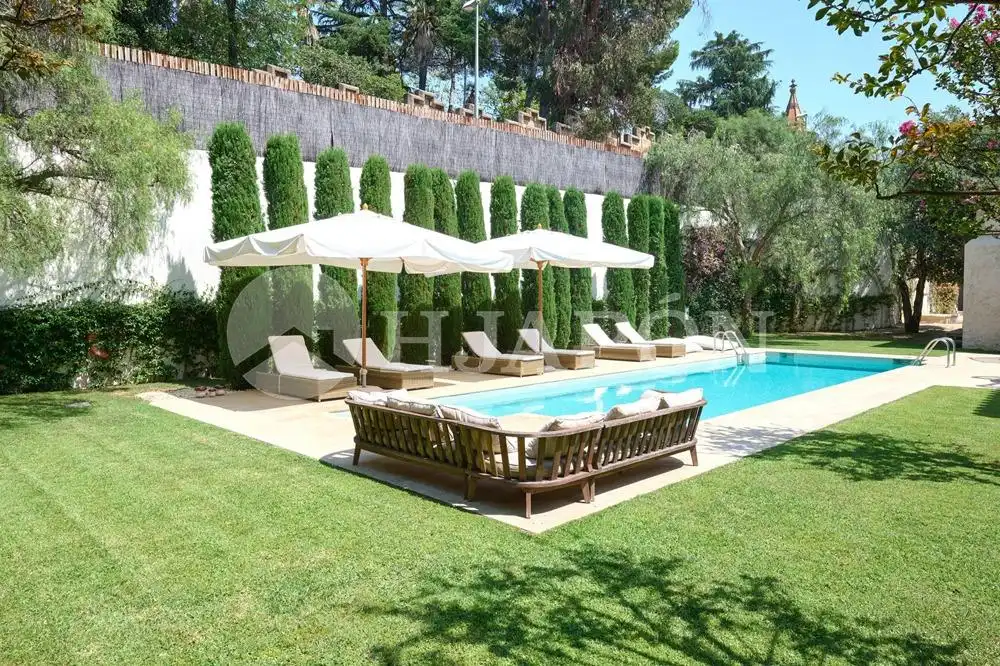 Schwimmbecken von Haus oder Chalet zum Verkauf in Alella mit Klimaanlage, Heizung und Privatgarten
