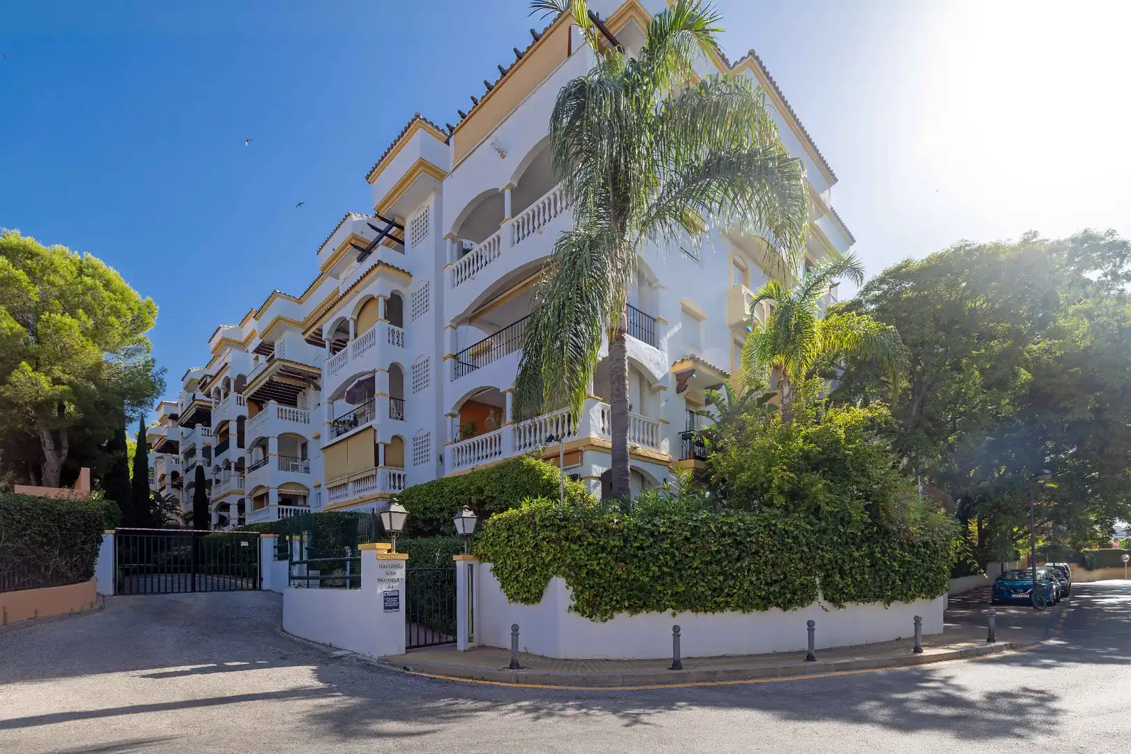 Exterior view of Flat for sale in Marbella  with Air Conditioner, Heating and Terrace
