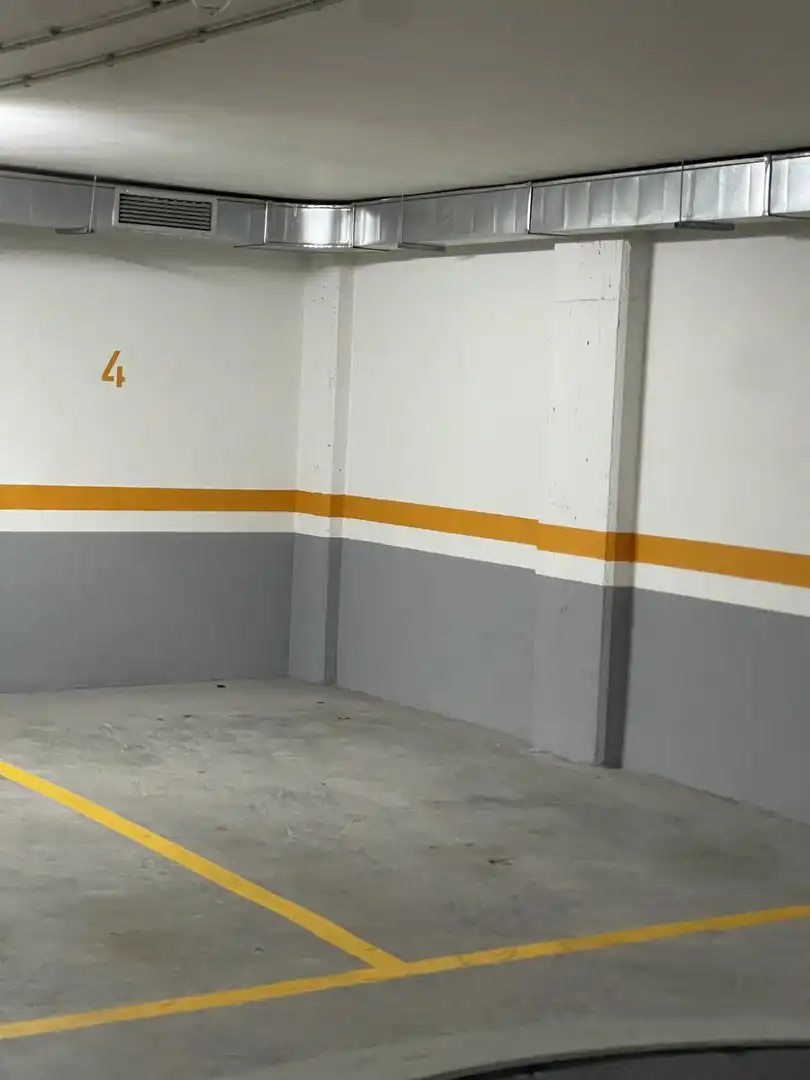 Aparcament en venda a Rúa Federico Tapia, imagen 3