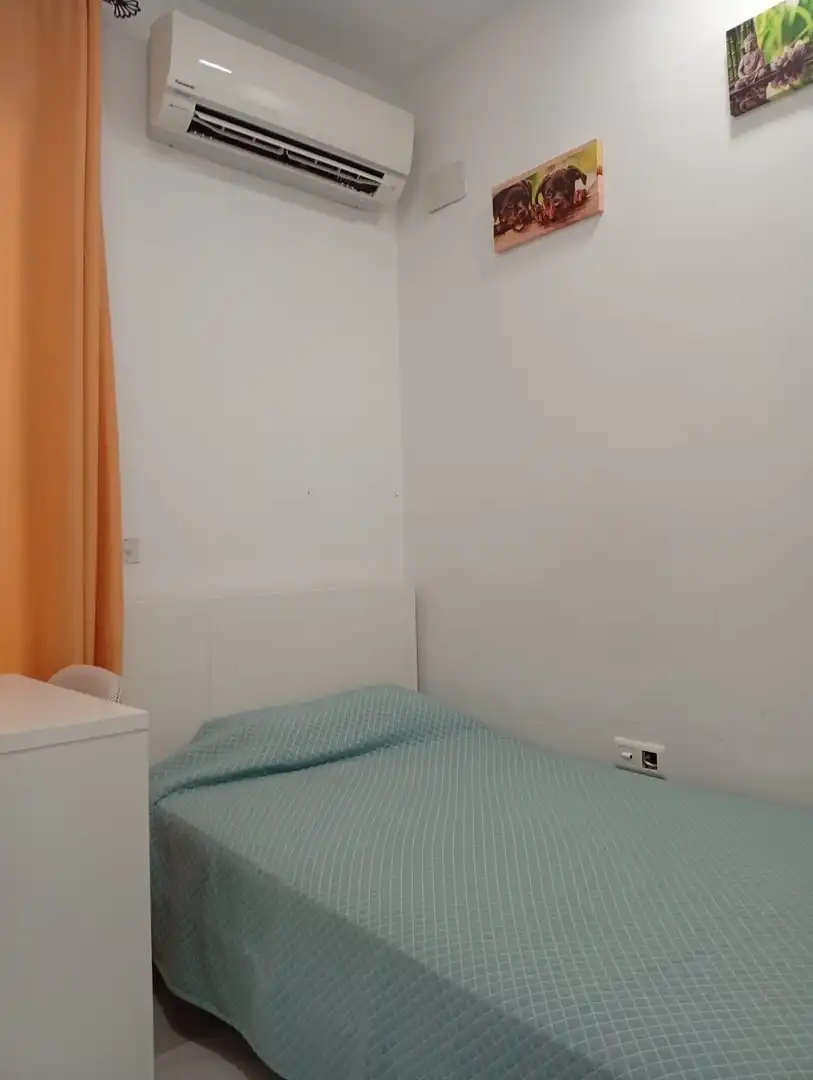 Bedroom of Flat for sale in Fuengirola  with Air Conditioner, Heating and Furnished